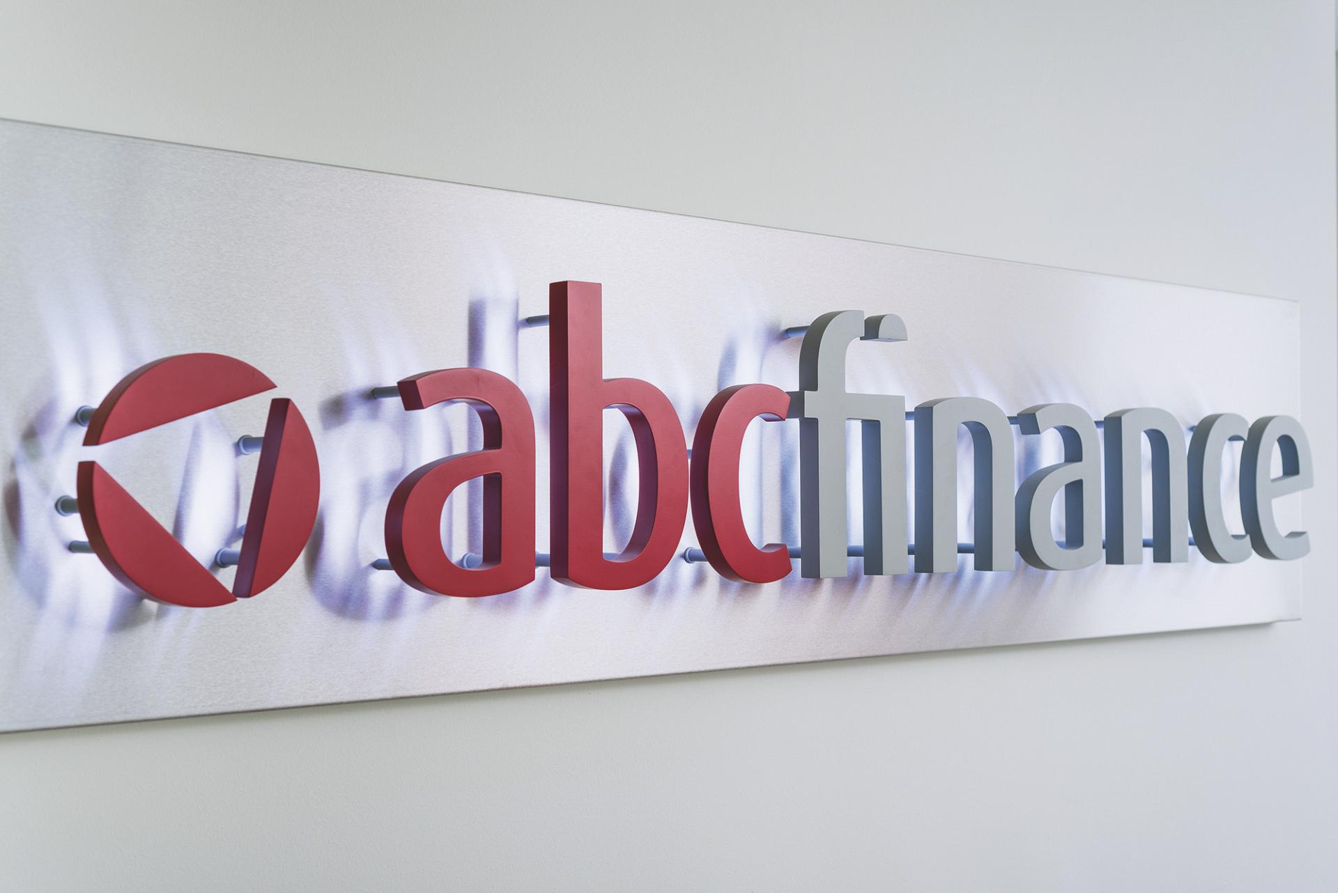 abcfinance / Dachmarkenkonzept / Corporate Design / Claim / Messe